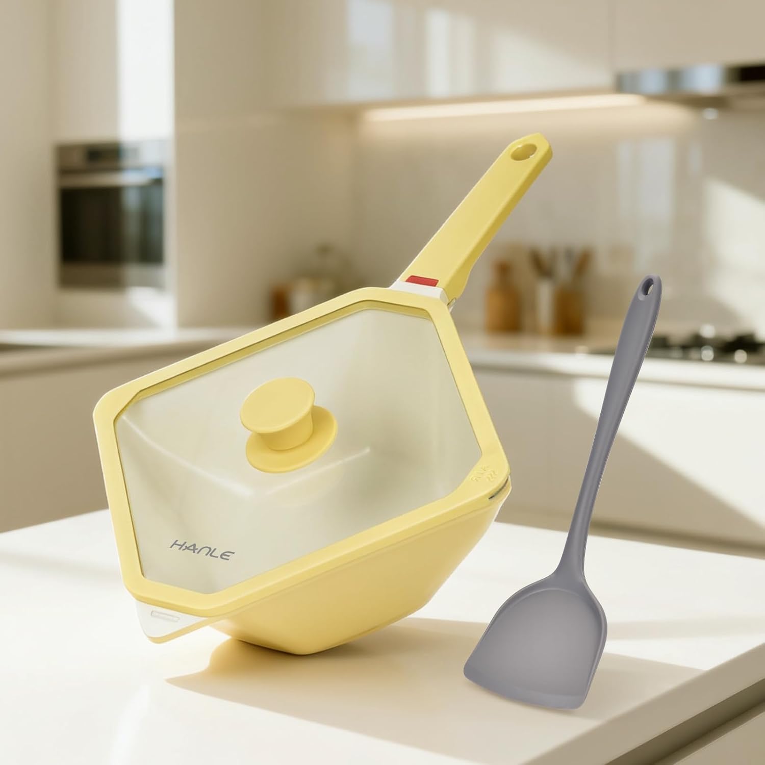 Nonstick Ceramic Sauce Pan with Lid, 3.2 Quarts Ramen Pasta Pan, Compatible with All Stovetops (Gas, Electric & Induction), Ceramic Non Toxic Cookware, PFOA PFAS & PTFE Free(White)