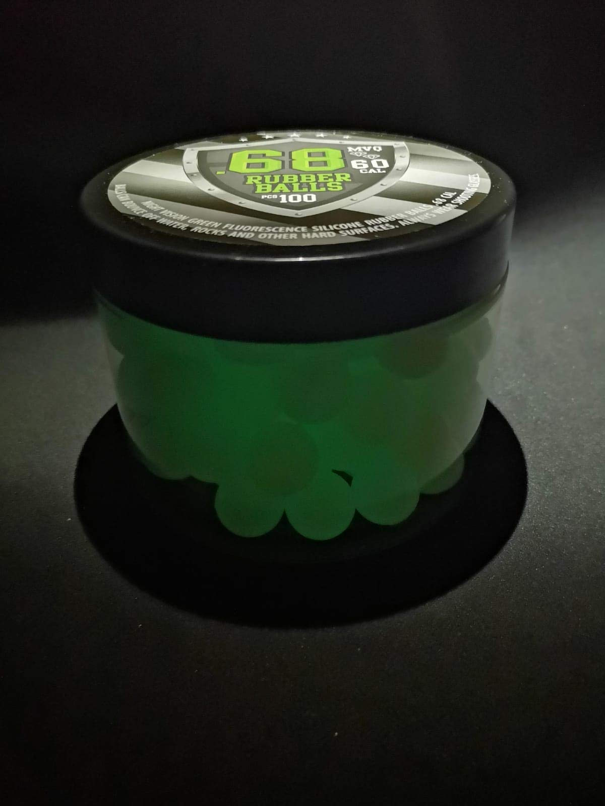 100 x Night Vision Silicon Rubber Balls in Green Fluorescence Paintballs Shining at Dark in 68 Cal.