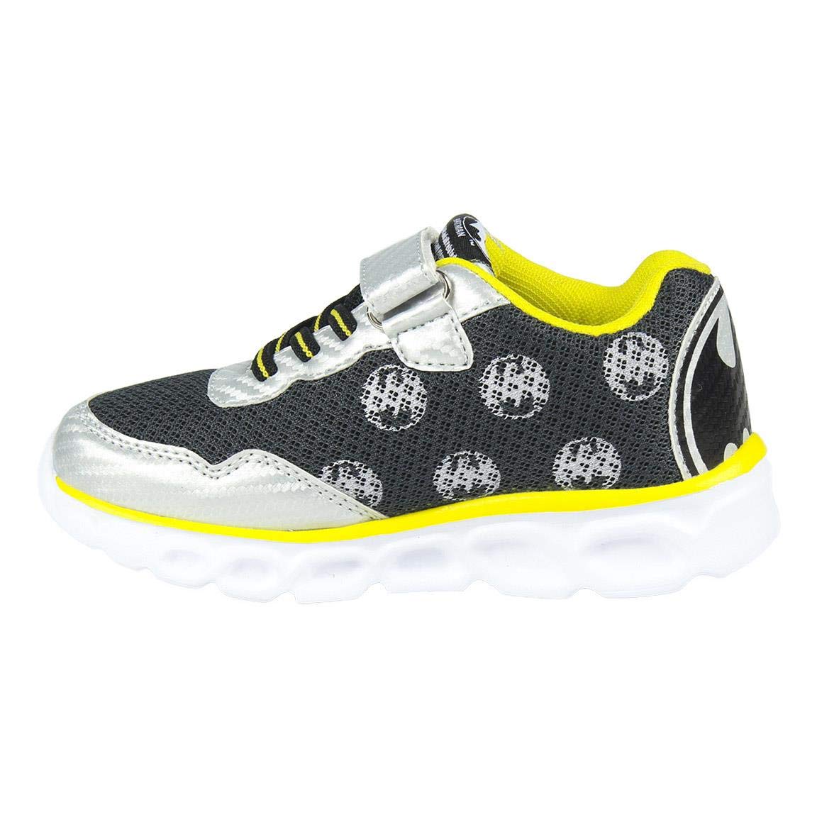 CERDÁ LIFE'S LITTLE MOMENTS Cerdá - Zapatillas Led Batman de Color Negro Zapatillas LED Batman de Color NegroNiños