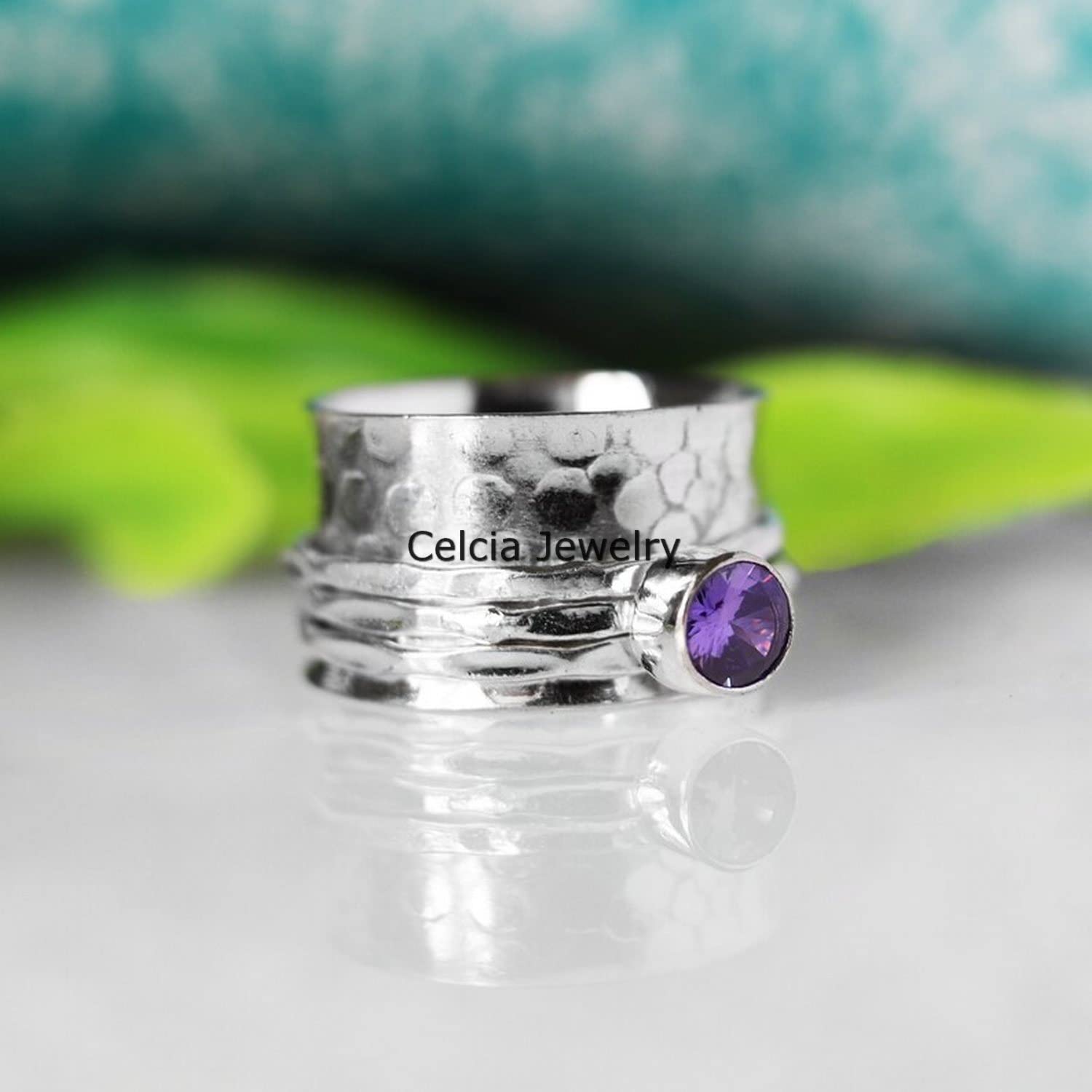 Anillo giratorio de plata facetada con forma redonda y amatista morada para meditación y regalos giratorios (talla 7 de EE. UU.)