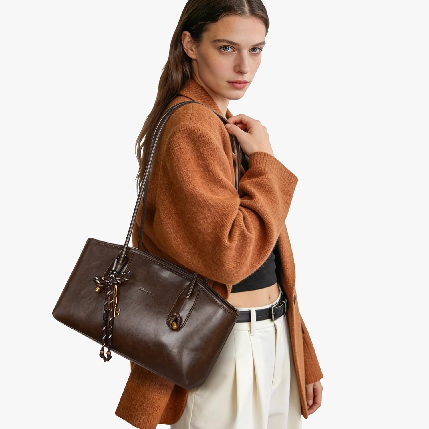 Shoulder Bag for Women Brown Purse Vintage Leather Shoulder Handbag Trendy Everyday Purse with Pendant