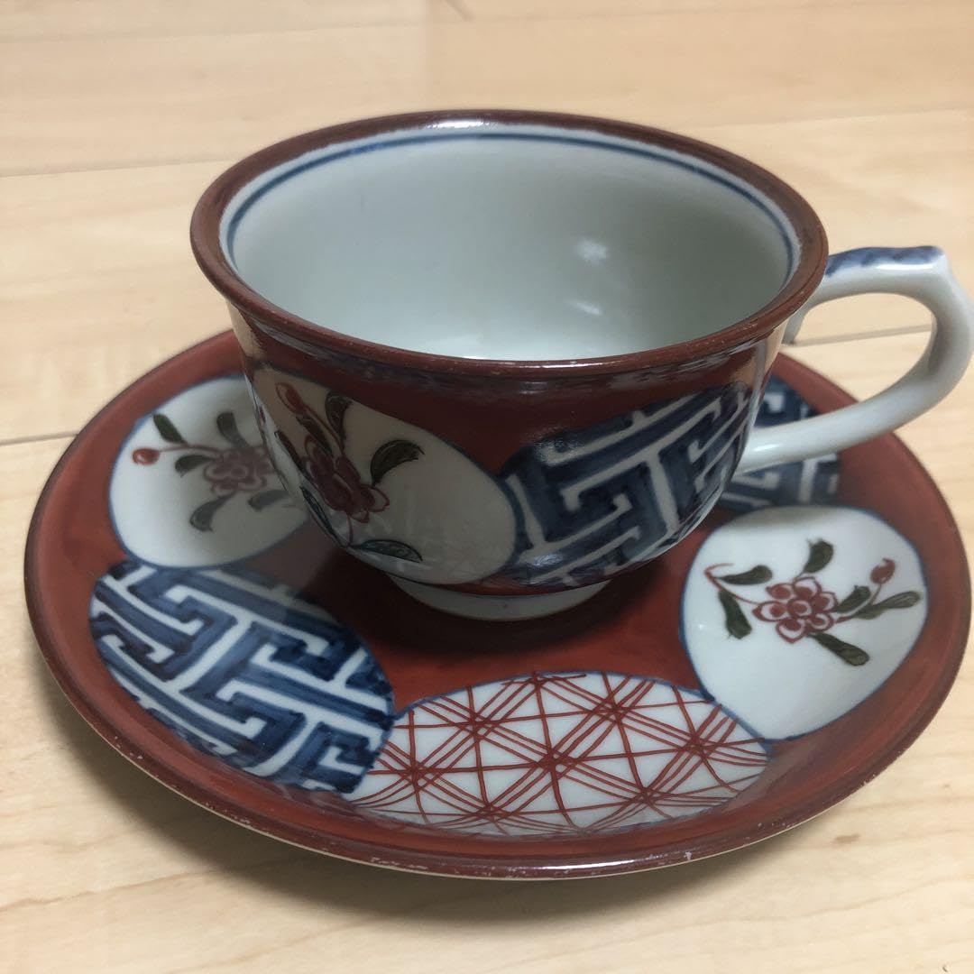 Amazon.co.jp: 有田焼 陶祥窯 碗皿 コーヒーカップ 丸紋 赤絵 : おもちゃ