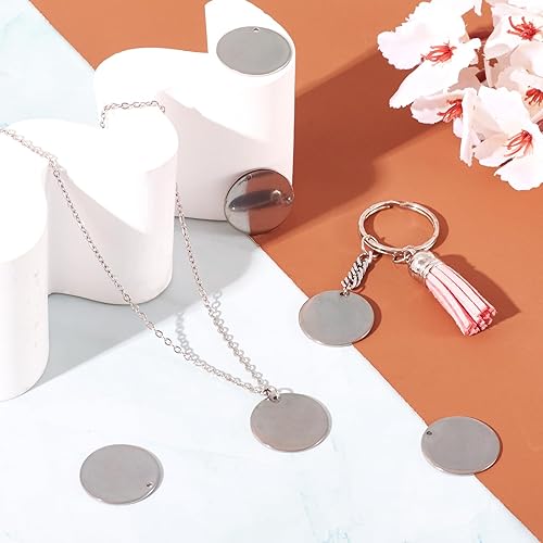 Vista 104 de Pandahall - 60 unidades de etiquetas colgantes de acero inoxidable redondo plano de 3/5 a 1-1/5 pulgadas para fabricación de joyas