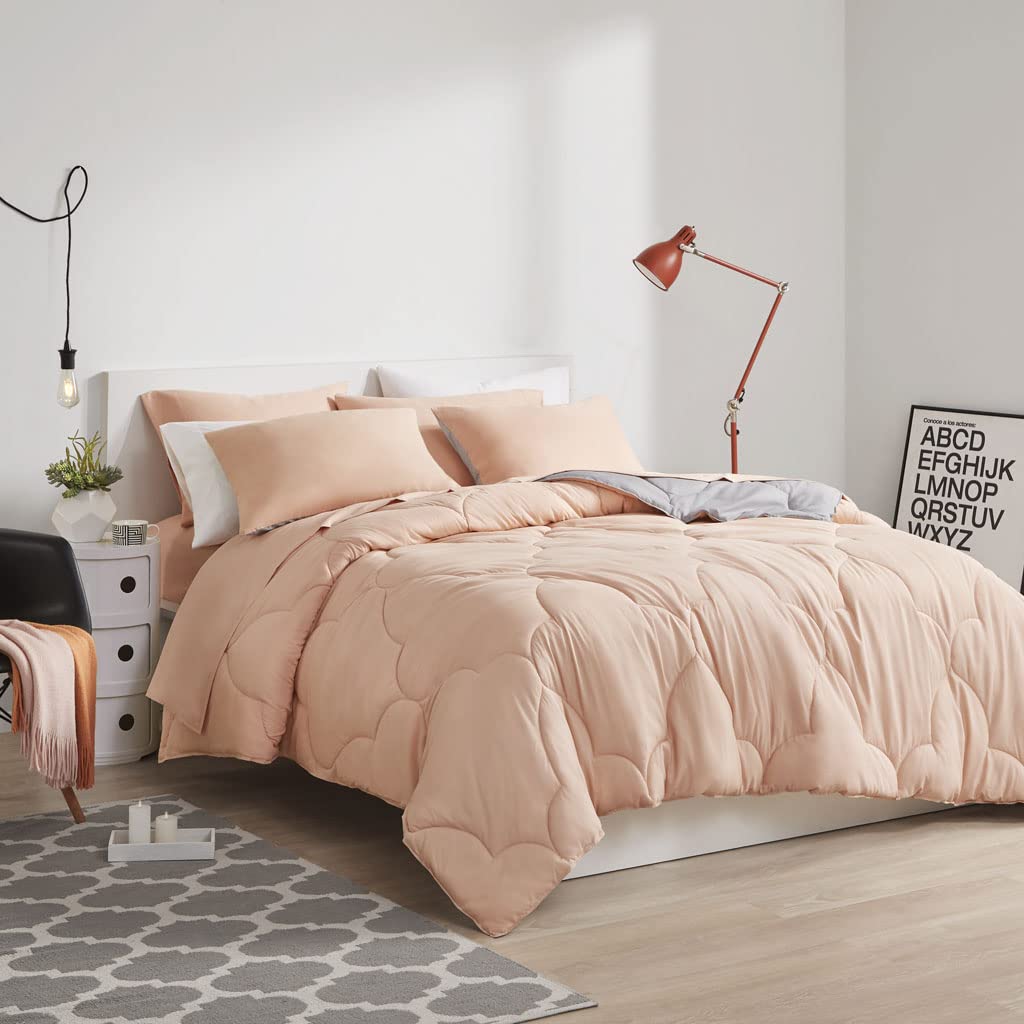 Comfort Spaces Vince Reversible Bed In A Bag - Trendy Casual Geometric Quilted Cover, All Season Down Alternative Cozy Bedding, Matching Sham, King, Reversible Coral/Gray 9 piece