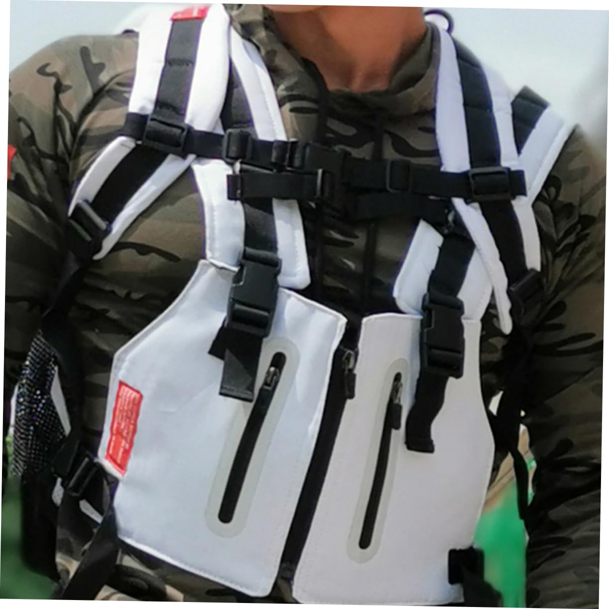 KOMBIUDA Gilet Alta visibilità Uomo Bianco Spallacci Regolabili, Tasche Multiple e Fascia Vita Regolabile per Ciclismo e Campeggio