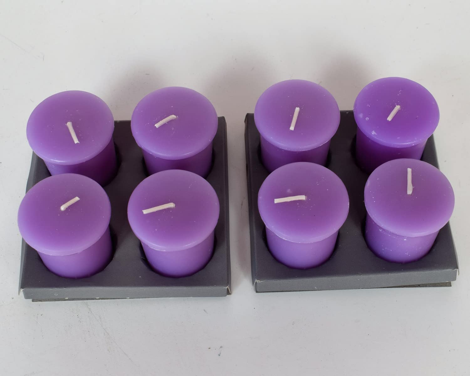 Juego de 8 Velas Votivas Decorativas Anti-Tabaco 4x6 cm Duración 10h Violeta