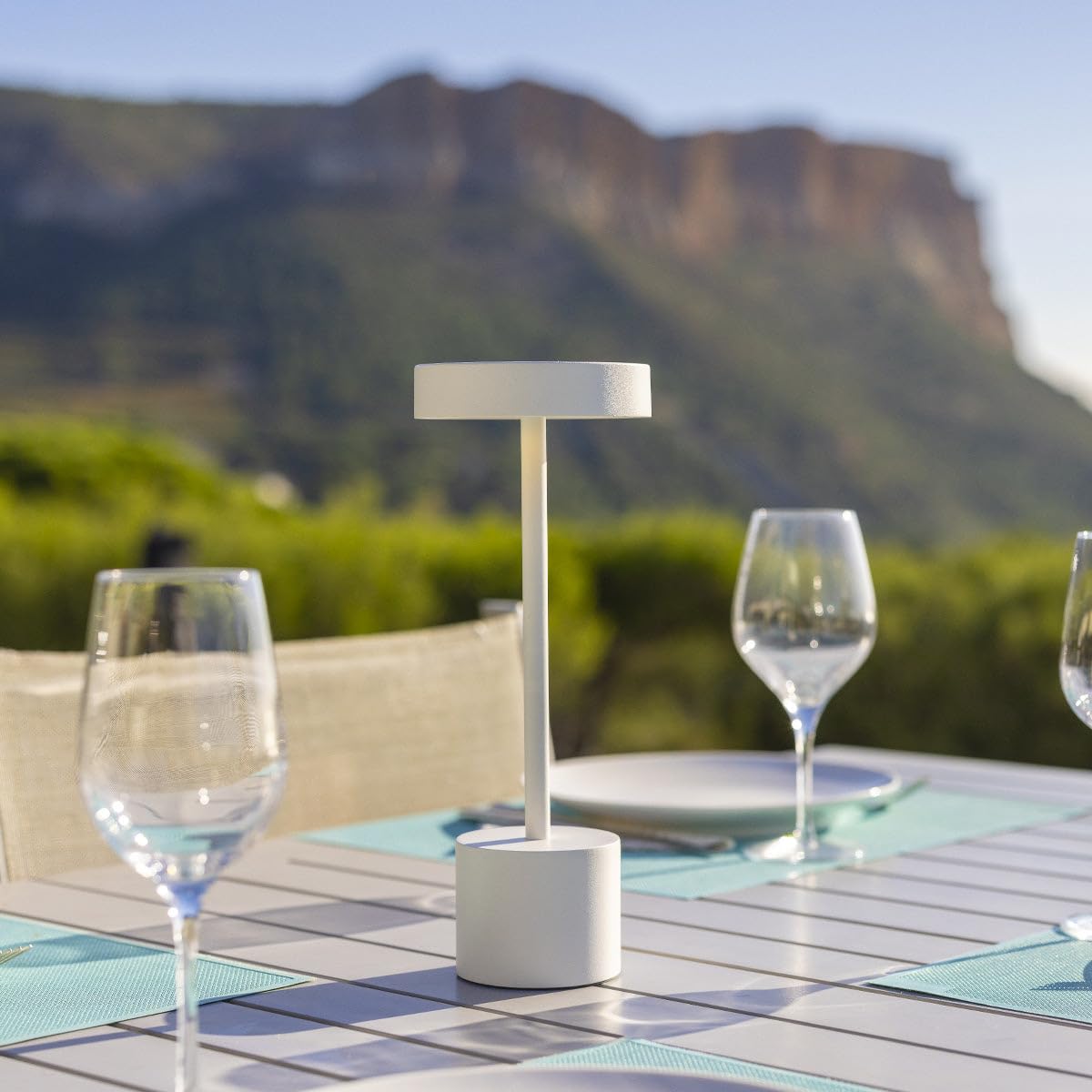 Lumisky - Juego de 2 lámparas de mesa inalámbricas táctiles de aluminio blanco mate LED ROBY WHITE (30 cm)