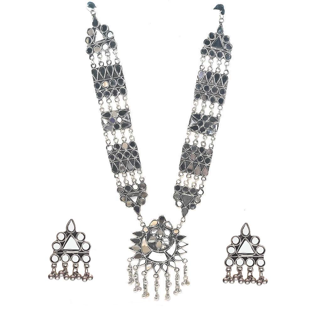 See full amazon price history chart for Total Fashion Paninaro Oxidised Silver Plated Handcrafted Long Mirror Necklace for Women (Silver) Total Fashion Paninaro Oxidised Silver Plated Handcrafted Long Mirror Necklace for Women (Silver) (B085L279L6) Amazon Price History, Amazon Price Tracker