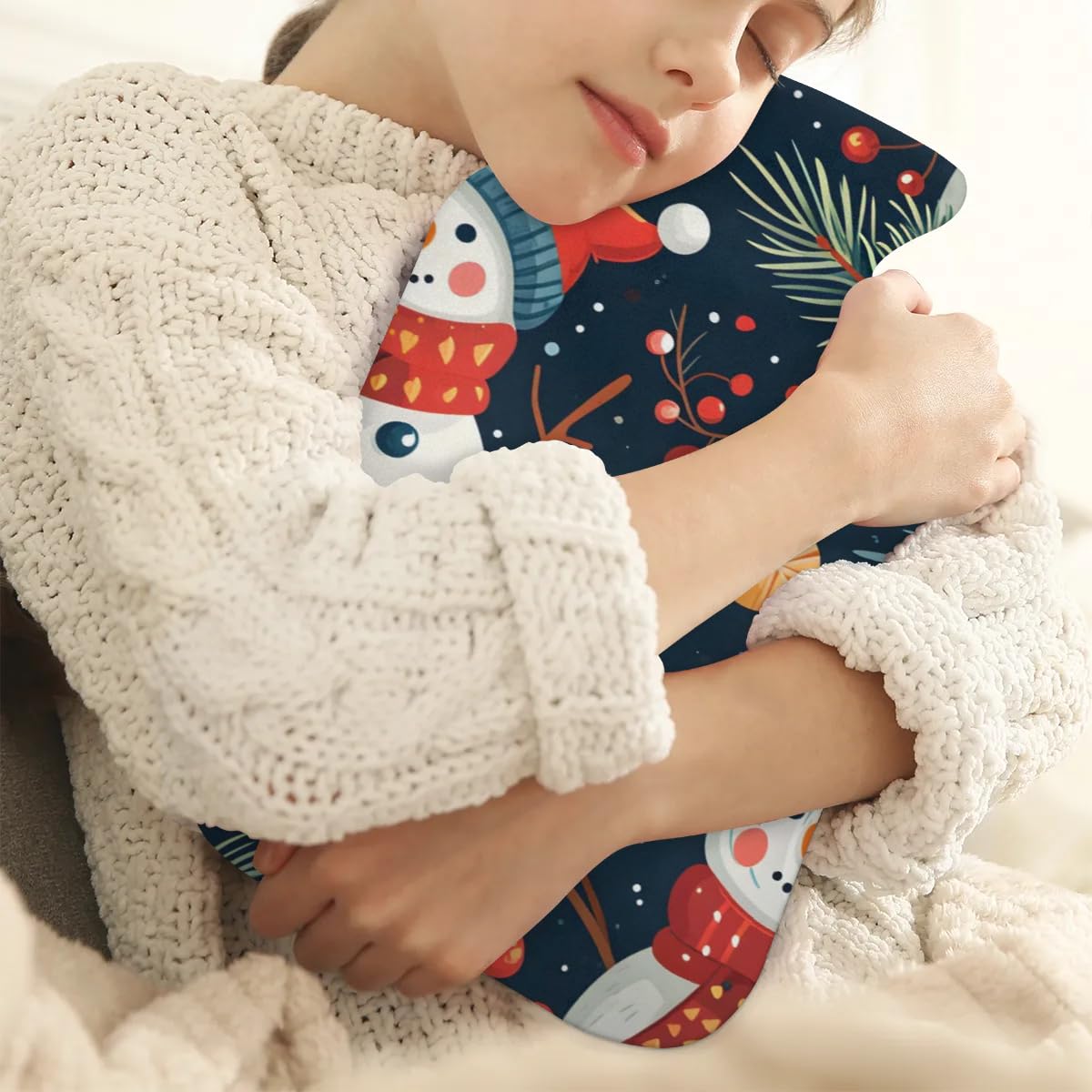 Hot Water Bottle with Soft Cover,2L Christmas Snowman Hot Water Bag for Hot and Cold Compress, Hand Feet Warmer, Colorful Snowman Rubber Hot or Cold Water Bottle Halloween Christmas Decorations