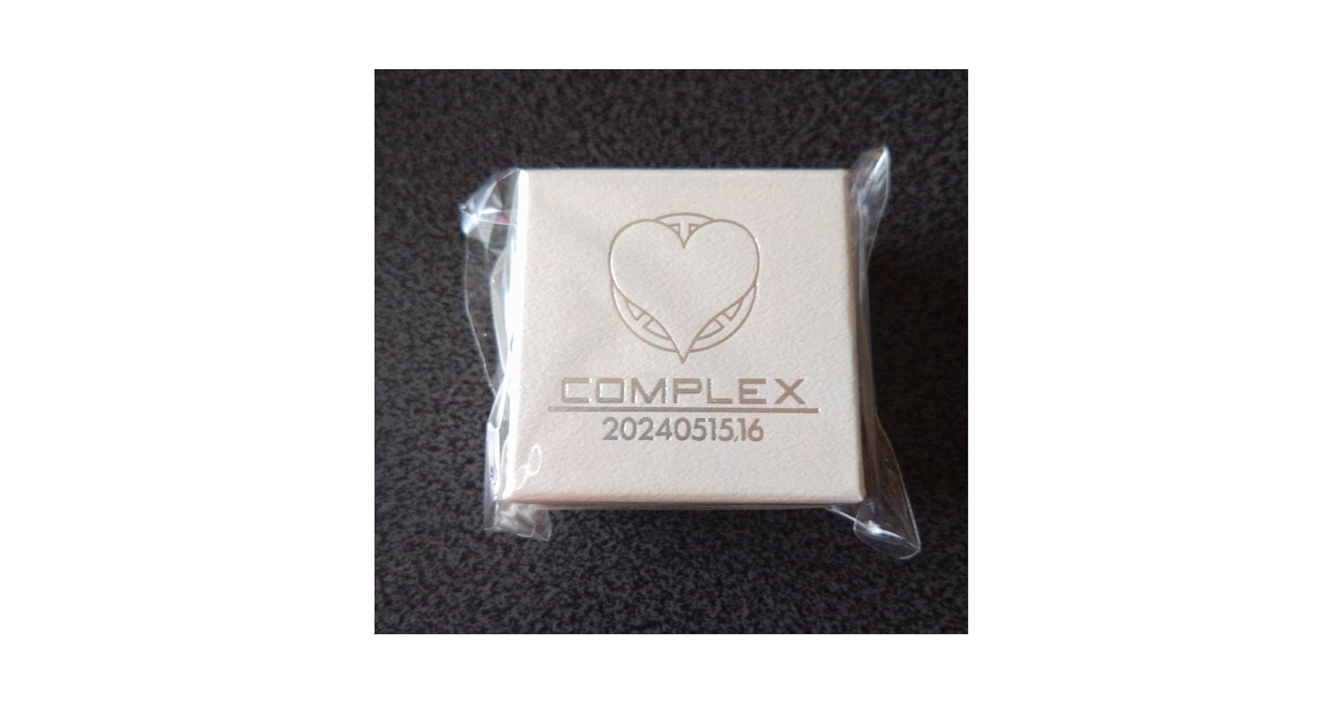 Amazon.co.jp: COMPLEX 吉川晃司 ピースハートピアス (日本一心2024
