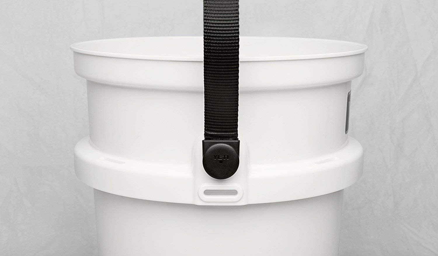 Amazon｜[(イエティ) YETI] [ロードアウト 5ガロンバケツ