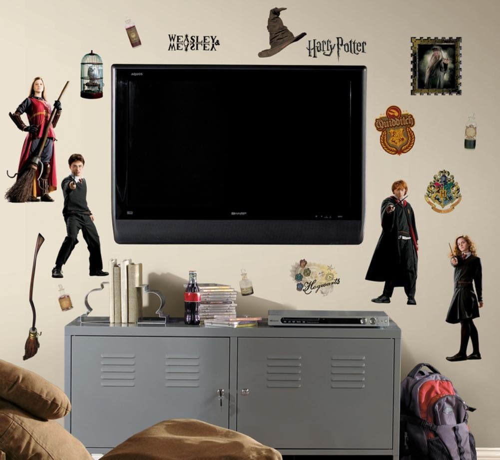 Harry Potter Peel & Stick Wall Decals 10 x 18in