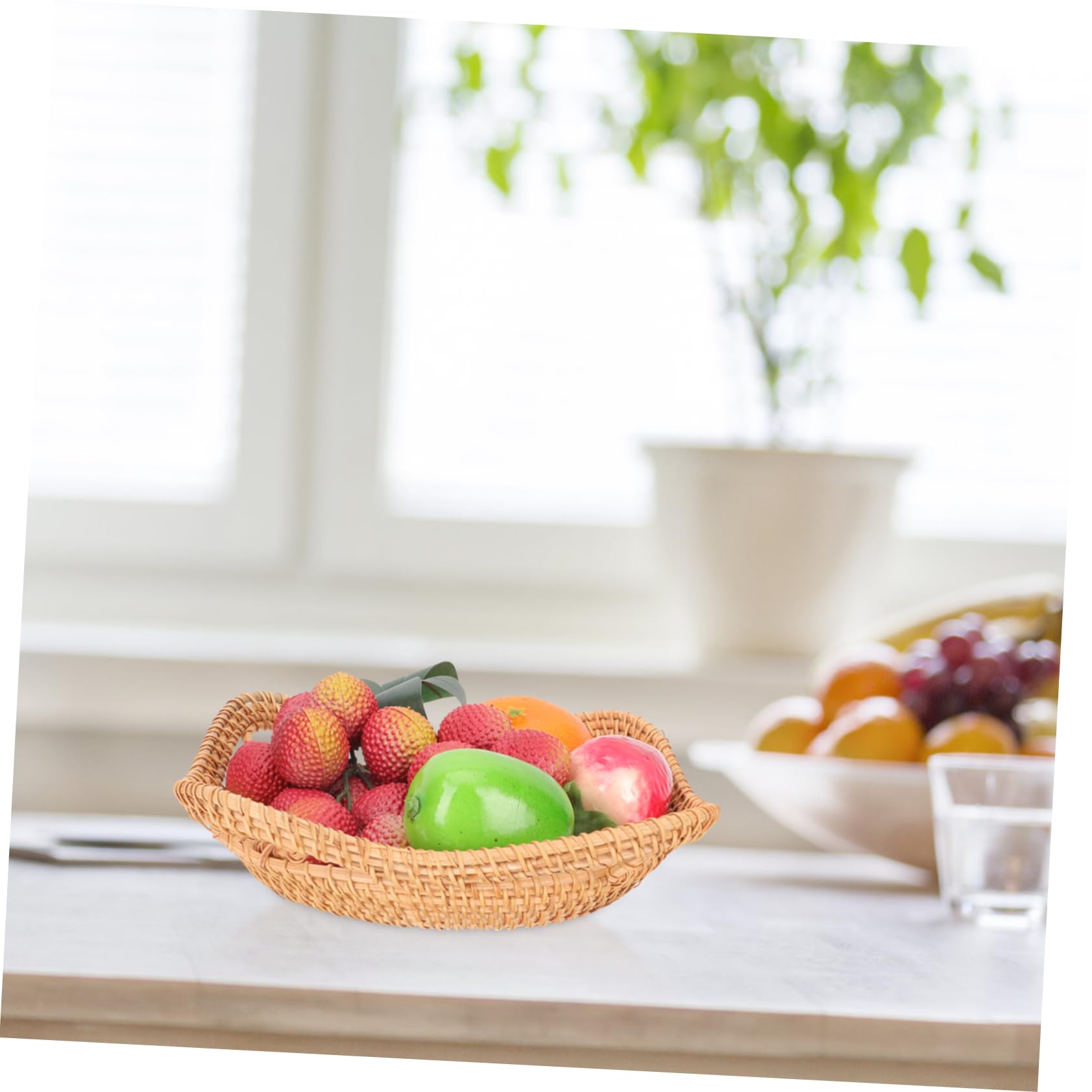 STOBAZA Rattan Tray Woven Baskets with Lids Fruit Tray Rattan Woven Basket Chic Bread Basket Party Fruit Basket Breakfast Tray Rattan Egg Basket Picnic Tray Natural Woven Baskets Nut Tray