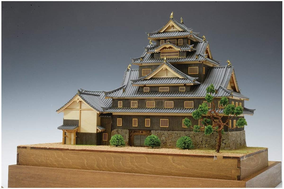 Amazon | ウッディジョー 1/150 岡山城 木製模型 組み立てキット