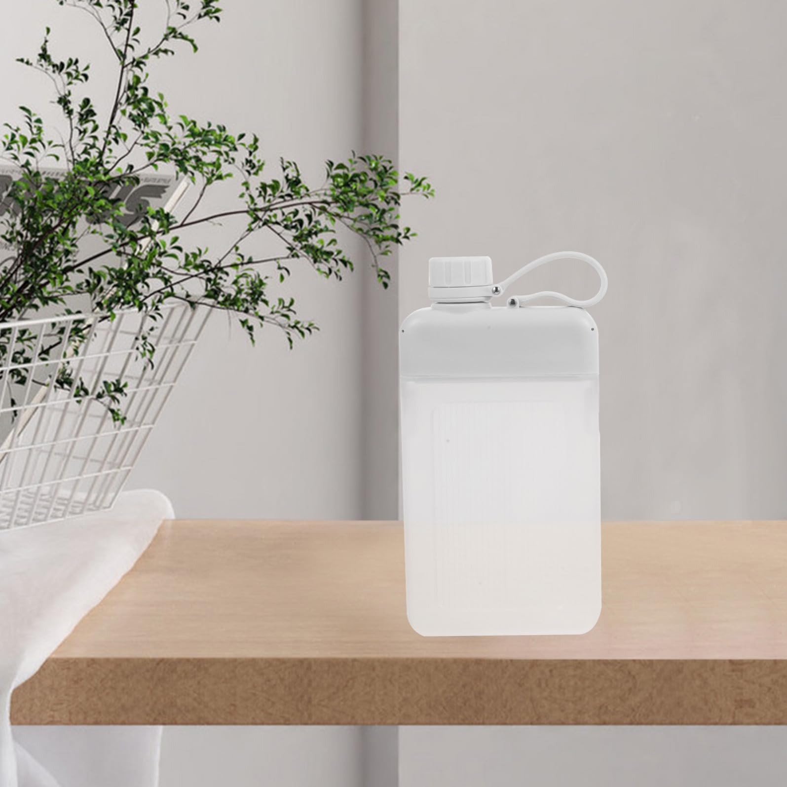 2stücke Flache Wasserflasche Tragbar Großvolumig für Sport Kompakt Outdoor mit Hohem Volumen für Wasser Limonade Saft Tee Täglicher Gebrauch Leicht zu Reinigen