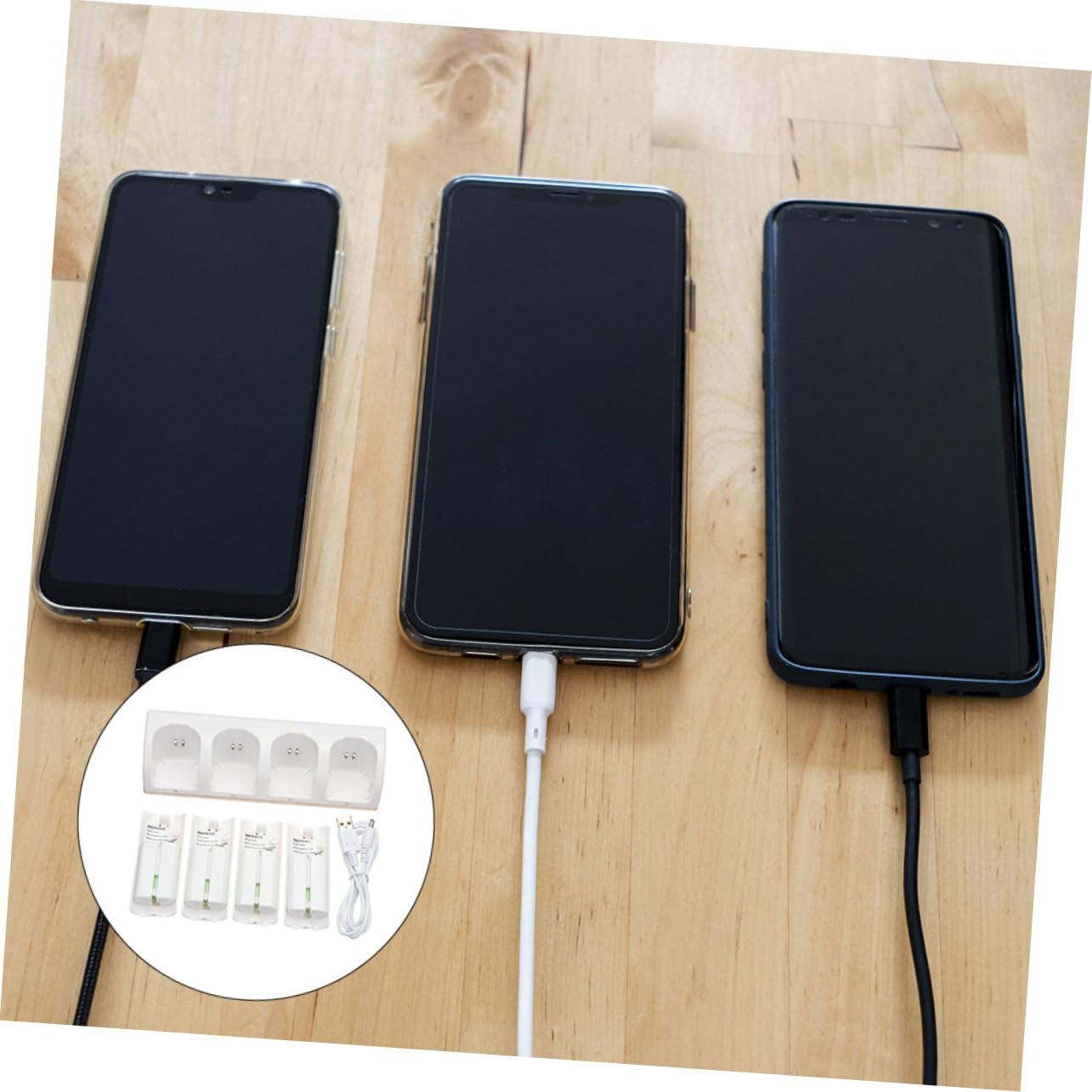 Caricatore Batterie Ricaricabili a 4 Slot, Set 1, Bianco | Adattatore per Pile Ricaricabili, Plastico, Consente la Carica Simultanea di Batterie
