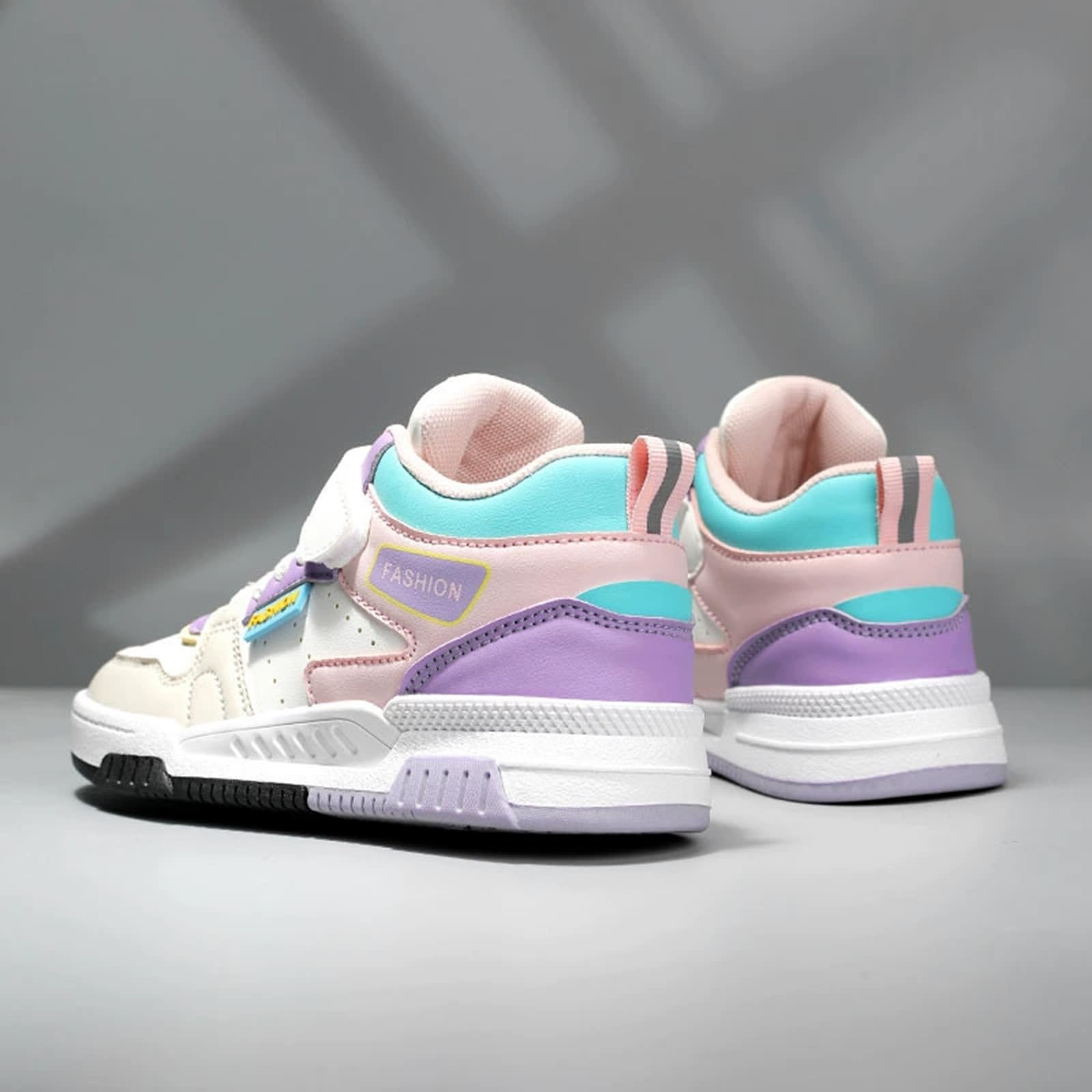 Sneaker Hallenschuhe Turnschuhe Jungen 30 Sneaker 35 Kinderschuhe 25 Hallenturnschuhe Sportschuhe Mit Heller Sohle Halle Kinder Volleyballschuhe 31 36 42 Größe 41 45 Aktiv 38 18 Hallenfussballschuhe