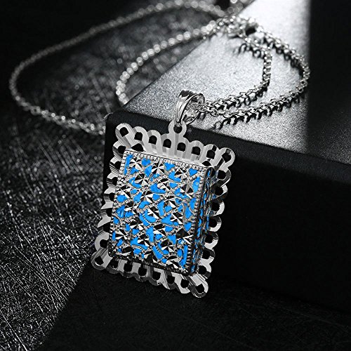 Preisvergleich Produktbild Good dress Geometrische Unisex Klassische Zinklegierung Kabel Kette Anhänger Halskette Leuchtende Serie Square Hohl Spitze Leuchtende Halskette, Preußischblau