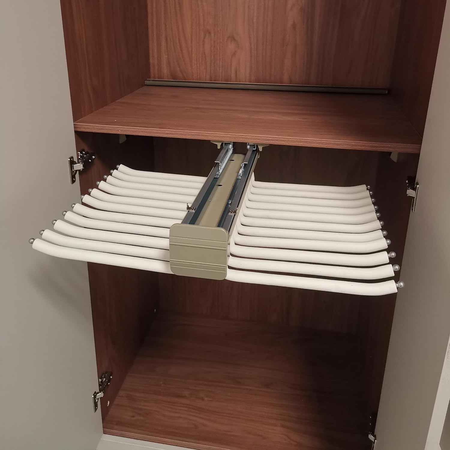 595x460x110mm, Verstellbarer Kleiderschrank Teleskopstange, Platzsparender Mehrfach-Hosenbügel Kleiderbügel, Gleitbügel Mit 22 Arm, Kleiderschrank Kleiderstange