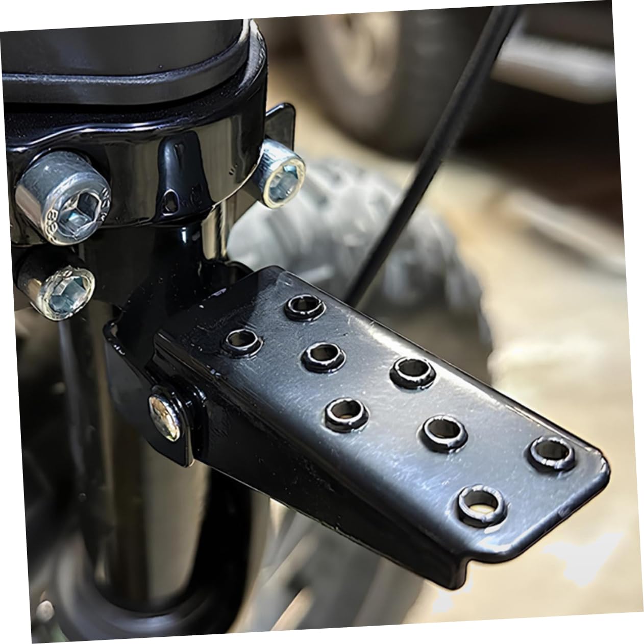 ULTECHNOVO 4paia Poggiapiedi Posteriori Per Bici Pedali Antiscivolo Accessori Per Ciclismo Facile Installazione Design Compatto e Durevole Per Mountain Bike e Bmx