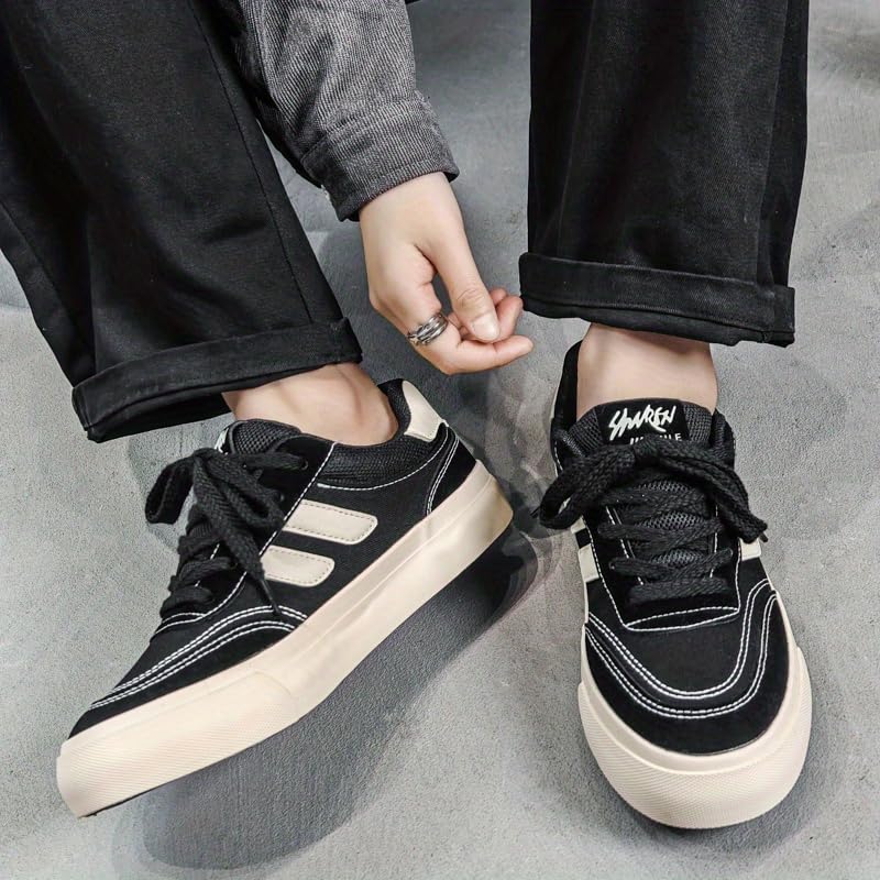 Men's Low-Top Fashion Skate Shoes - Casual Lace-Up Sports Sneakers for Everyday & Travel Wear2