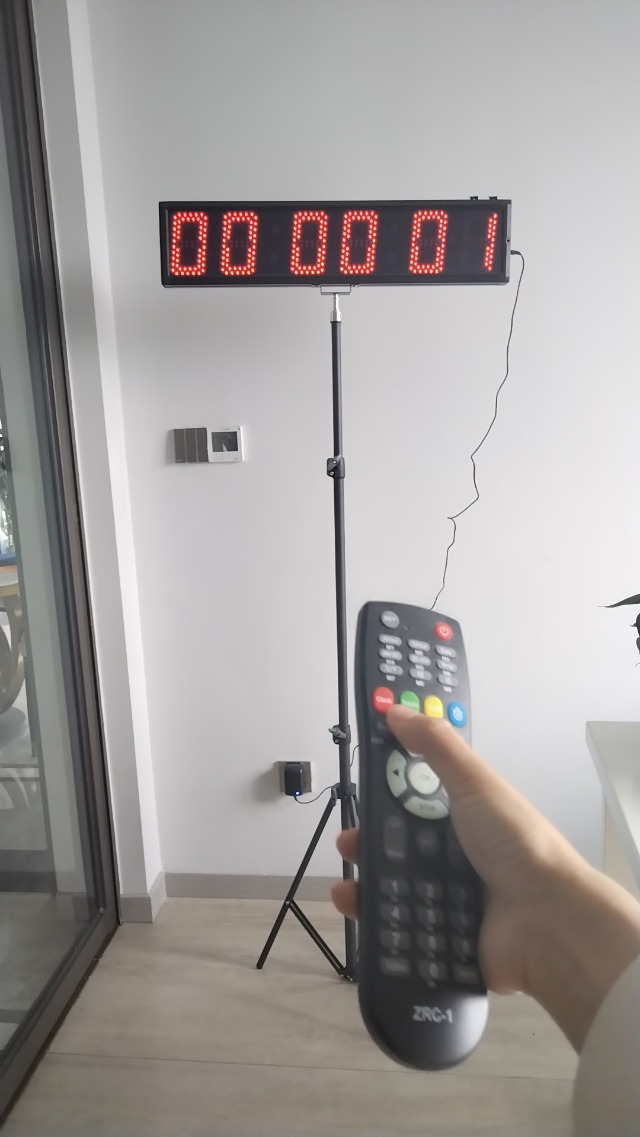 LED Sport Timing Race Clock, Digitale Countdown Timer Up, 5 Draagbare Grote Timing Klok - Perfect voor Marathon Running Evenementen en Bokswedstrijden - Inclusief statief en Afstandsbediening LED Sport Timing Race Clock, Digitale Countdown Timer Up, 5 Draagbare Grote Timing Klok - Perfect voor Marathon Running Evenementen en Bokswedstrijden - Inclusief statief en Afstandsbediening