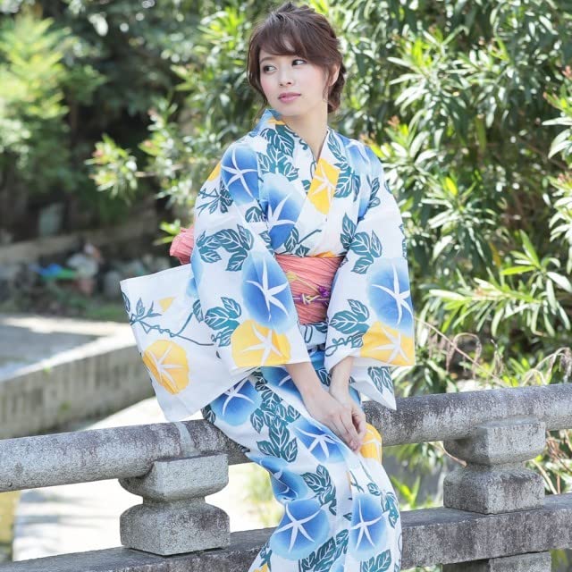 Amazon.co.jp: 高級変わり織り 白地に朝顔咲く浴衣と若緑帯セット 呉服