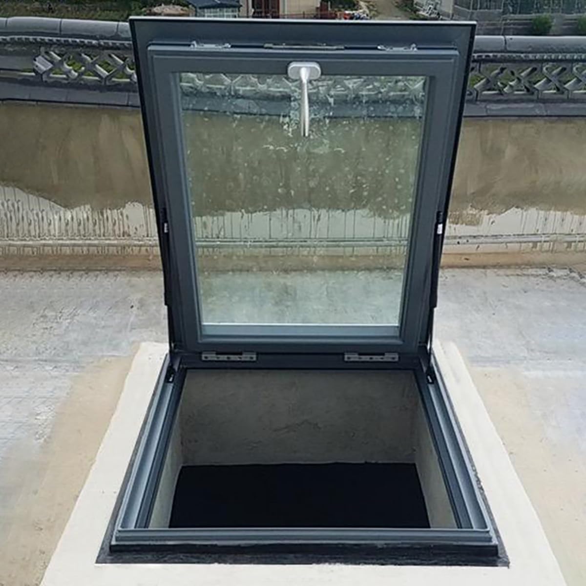 Claraboya para techo de casa, Ventana de Techo con iluminación de pozo con marco de aleación de aluminio y soporte hidráulico silencioso, para sótano, ático o cobertizo, personalizable(80x100cm/31.5x3