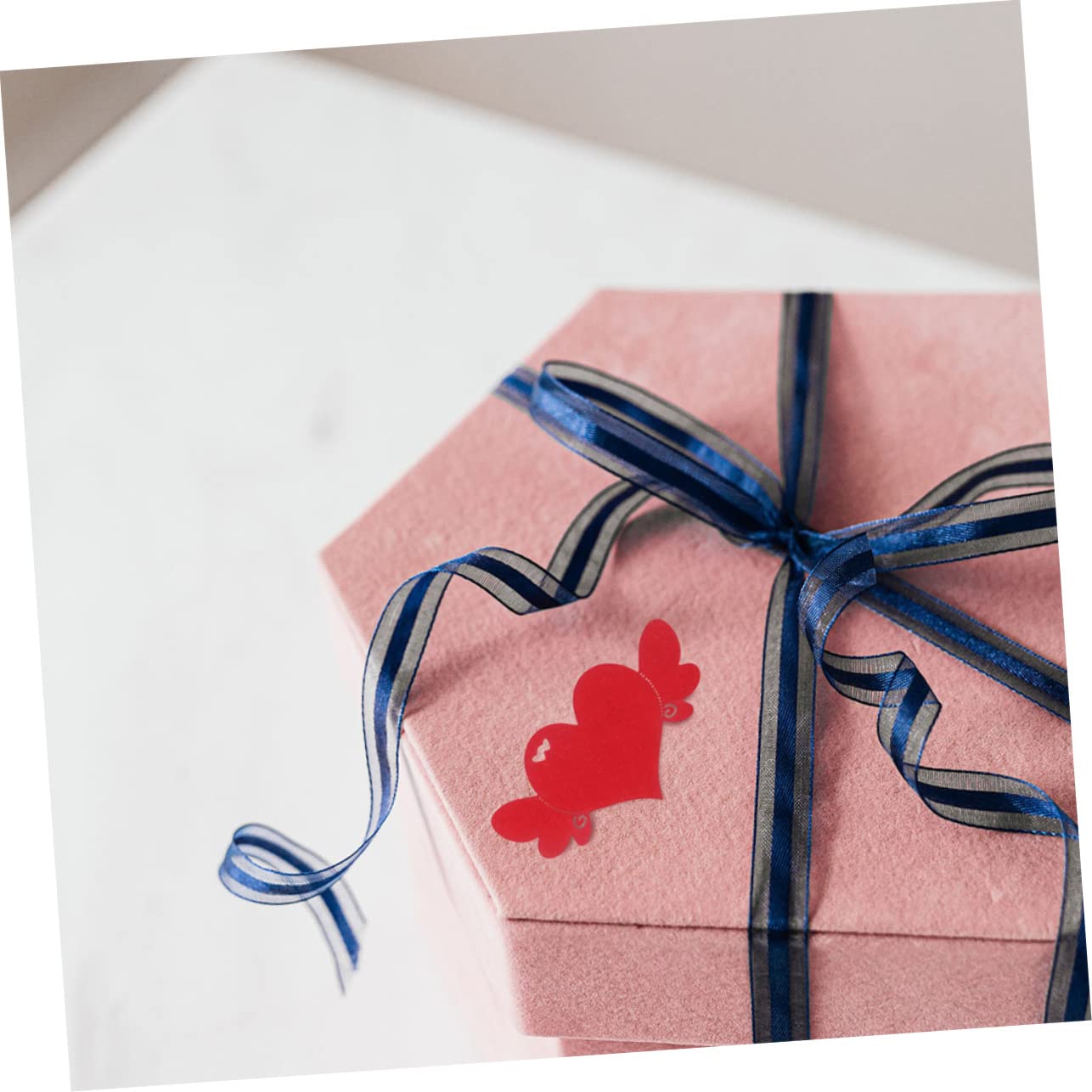 TEHAUX 300 Stk Liebe Wunschkarte Geschenkanhänger Aus Rotem Kraftpapier Geschenkkarte Zum Valentinstag Pappausschnitt Hohle Herzetiketten Taschenanhänger Präsentieren Papier Wünschen Leer