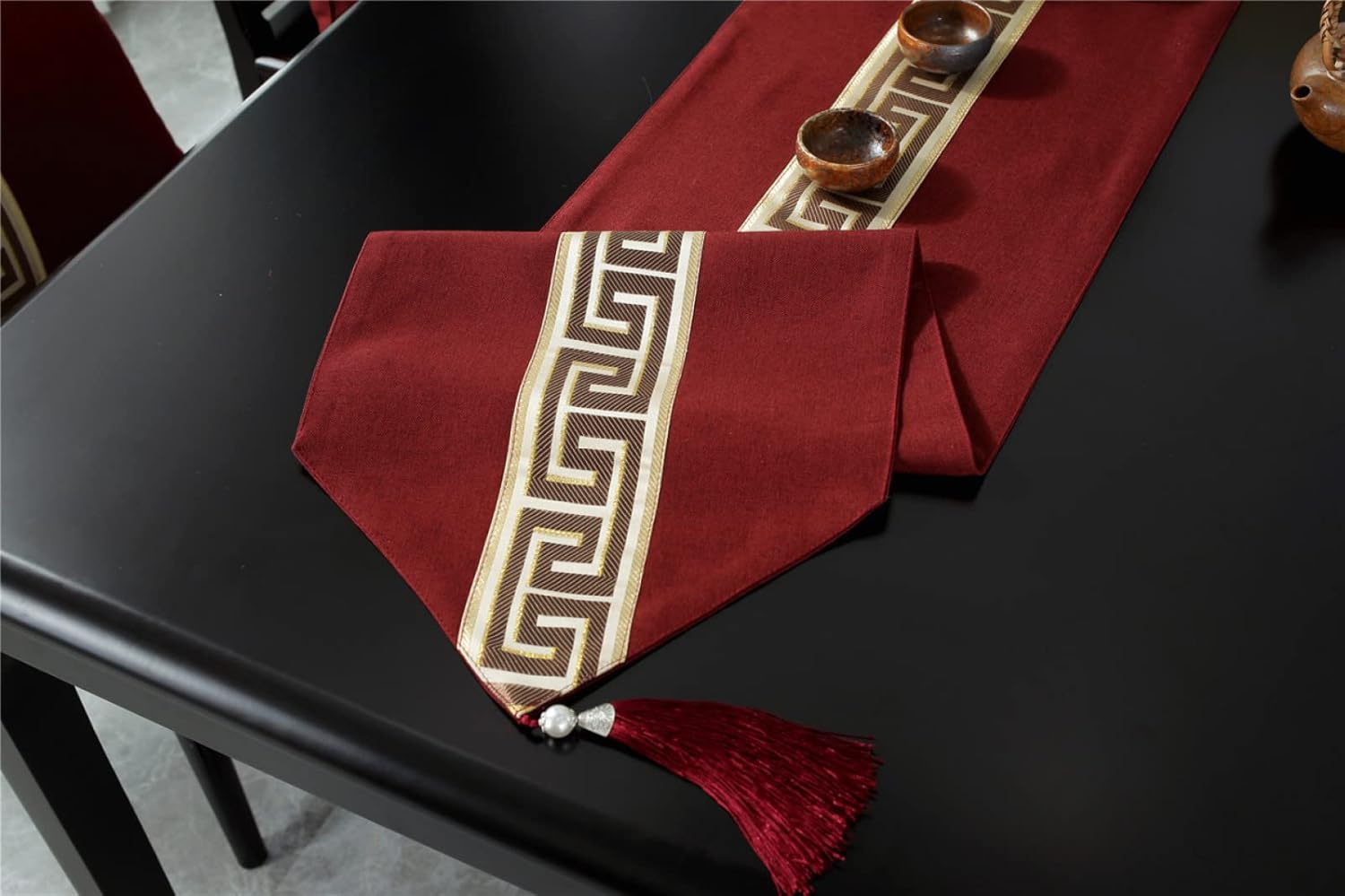 Rustic Table Runner with Tassels Boho Table Runner Cotton Linen Table Decorations, Farmhouse Table Runners with Tassels for Wedding Rustic Home Dining Table Decor Big red 33 x 320 cm