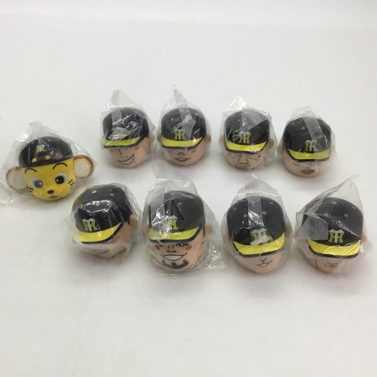 ☆阪神タイガースボトルキャップフィギュア11体☆検MAK☆