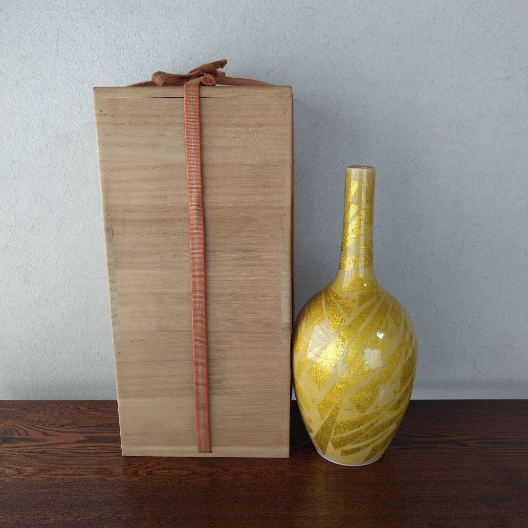 小野珀子　高さ約28.5cm　釉裏金彩花立　桐共箱 小野珀子 『釉裏金彩花立』 ｜骨董品買取 緑和堂