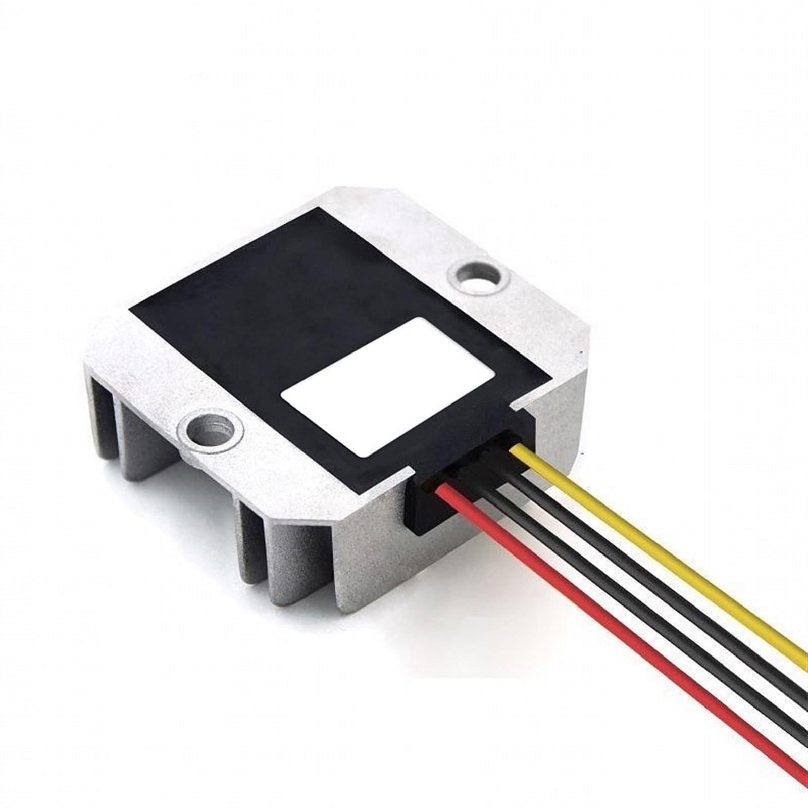 Convertisseur de puissance contre les surtensions pour protéger votre circuit 12V