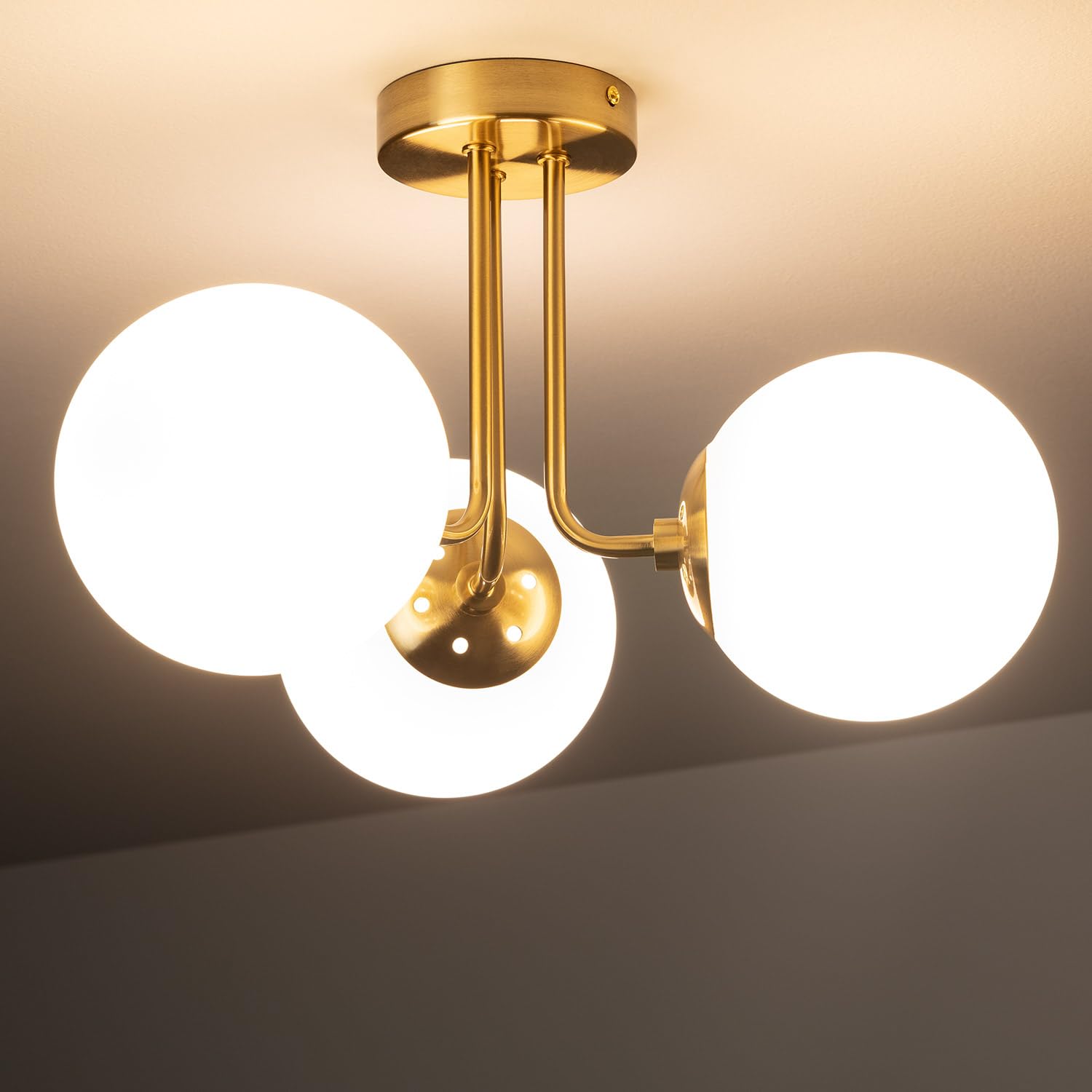 LEDKIA Lampadario Metallo e Vetro Moonlight Brass 3 punti luce Bianco | Attacco E27 | Design Moderno per Interni | IP20 | Ø41 cm, Bianco
