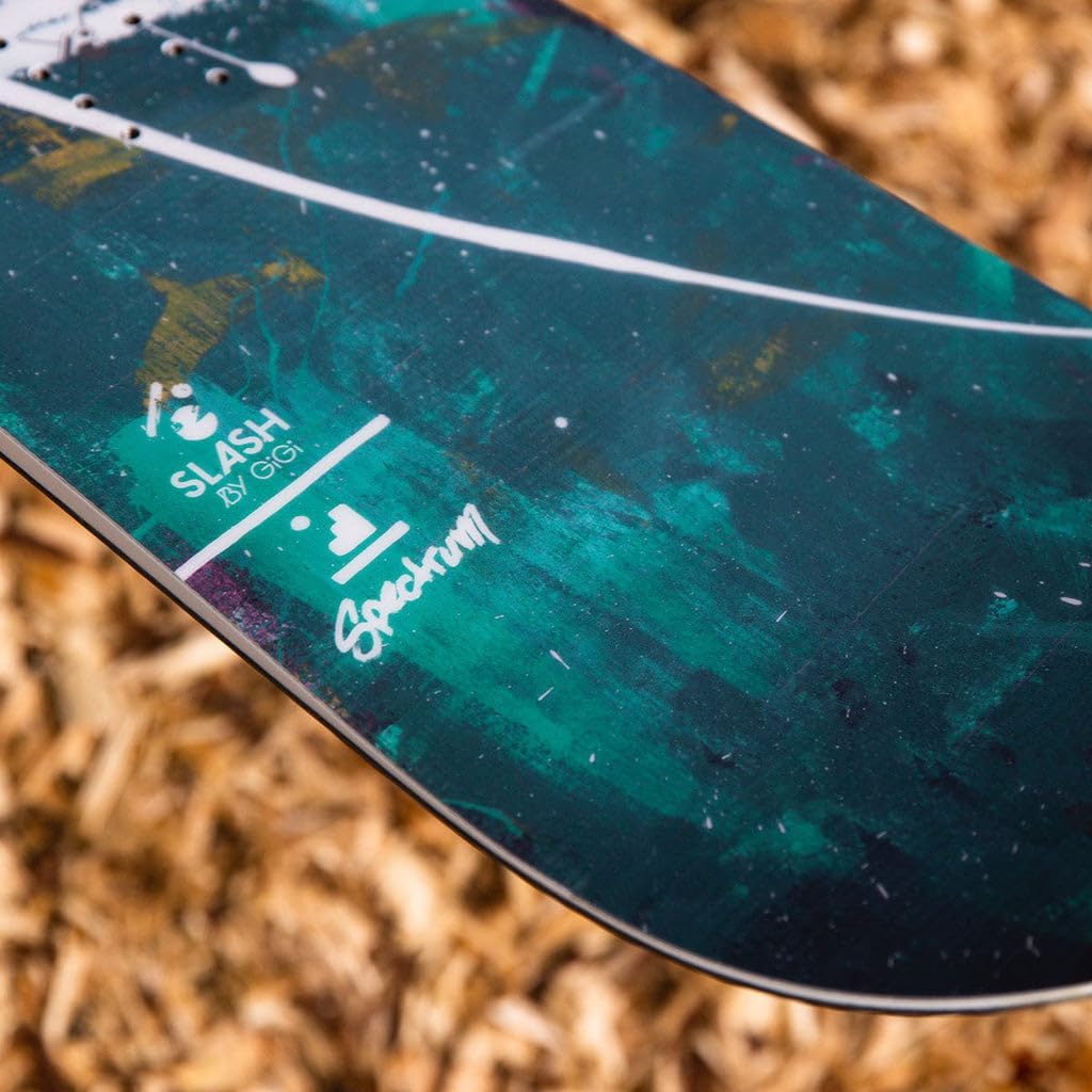 Slash by Gigi, Spectrum Snowboard, Camber, Carbonbon, Bi-Ax Fiberglass, Pop Woodcore, Extruded Base, Belt Finish, Impact Dampening, Steel Edges, Factory Waxed, Tip Protectors, Kickstand
