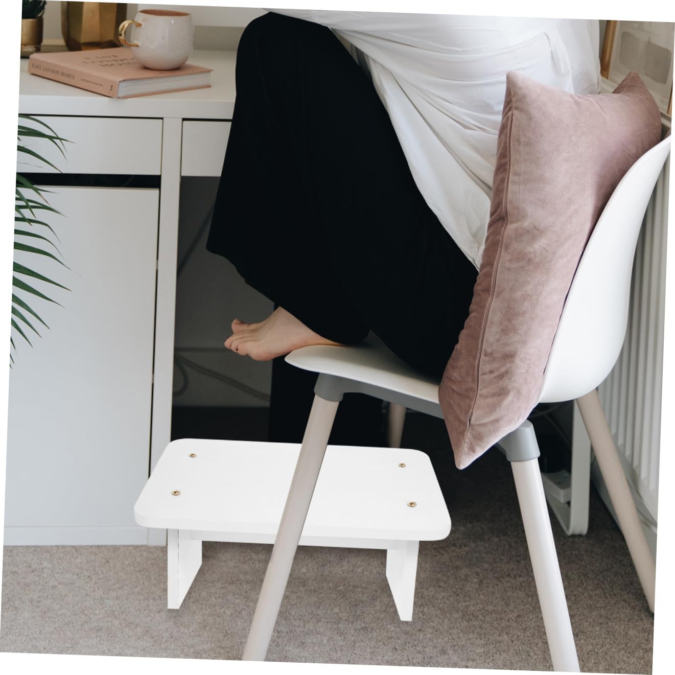 TOPBATHY Poggiapiedi Ergonomico in Legno Finitura Naturale, Supporto per Postura Seduta Eretta da Affaticamento, per Tavolo in Casa