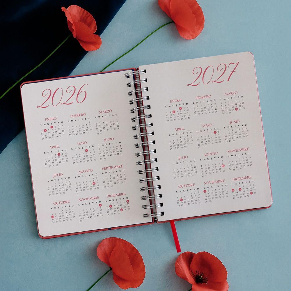 Agenda anual diaria 2026 Sara Búho (TANTANFAN)