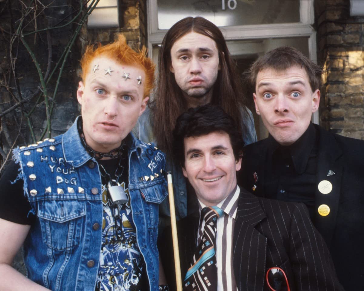 Worldphotographs The Young Ones (Tv) Ade Adrian Edmonson, Chris Ryan, Christopher Ryan, Nigel Planer, Rik Mayall 10X8 Photo