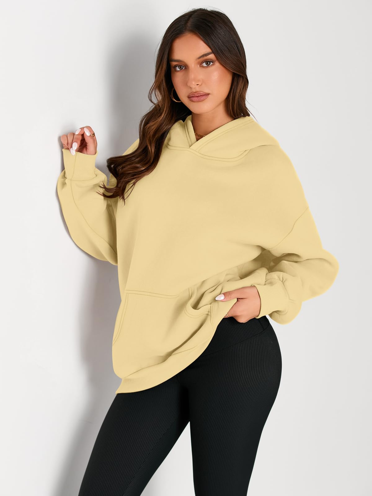 Trendy Queen Womens Oversized Hoodies Fleece Sweatshirts Fall Fashion Pullover Sweaters Winter Clothes: Light Yellow X-Small