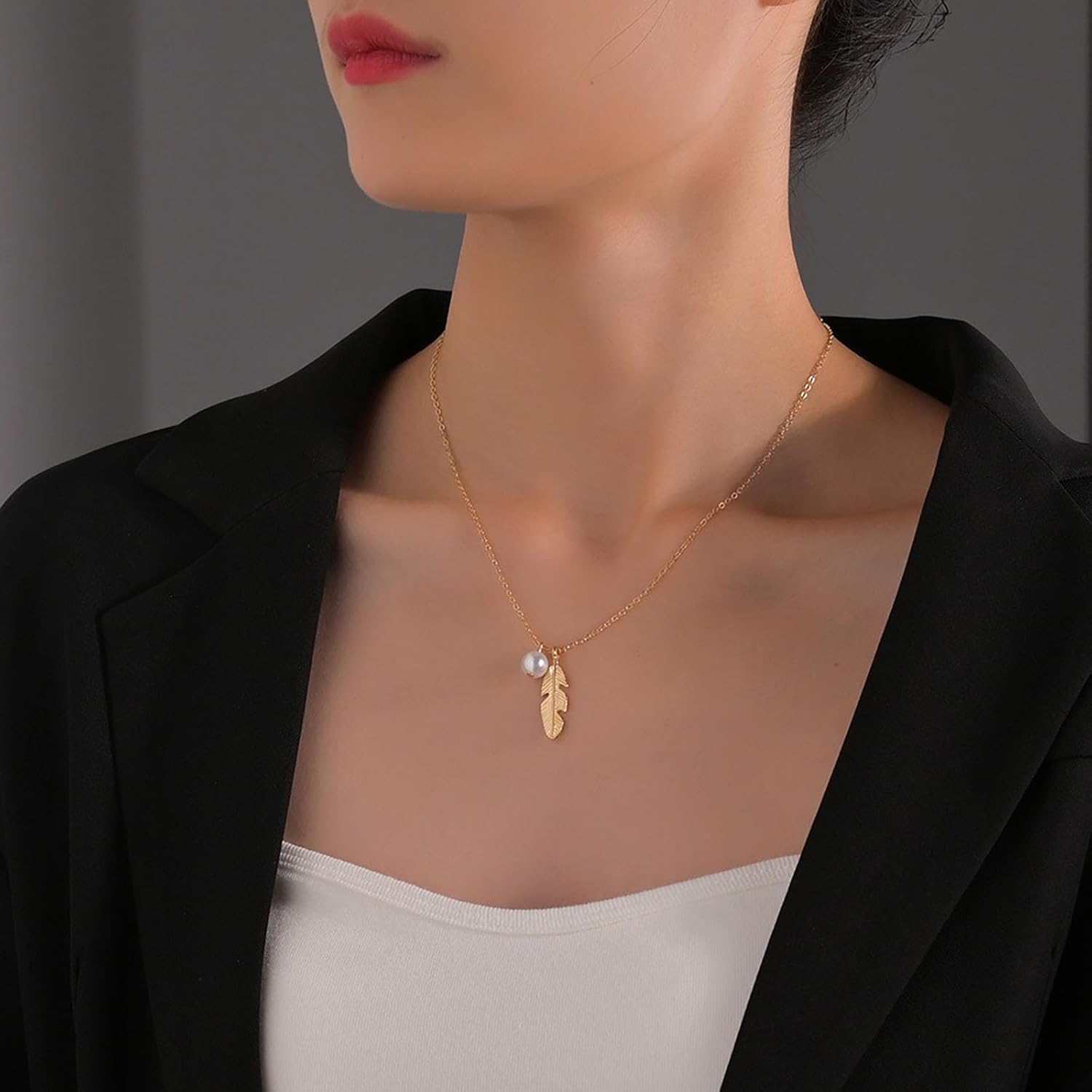 Bohemian Leaf Pearl Choker Necklace Gold Leaf Pendant Necklace Tiny Feather Pearl Collar Necklace Metal Leaf Necklace Jewelry for Women Gifts - Image 2