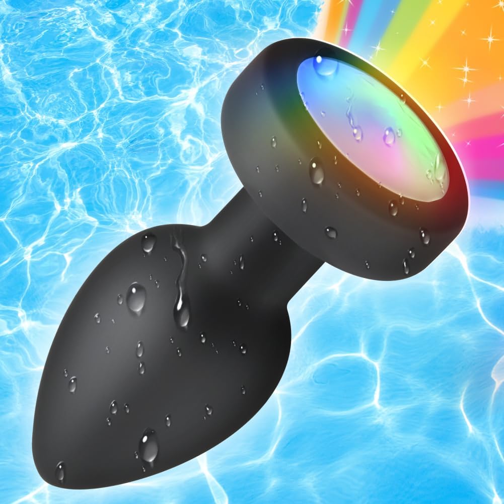 SXOVO Anal Plug submerged in water, demonstrating waterproof feature