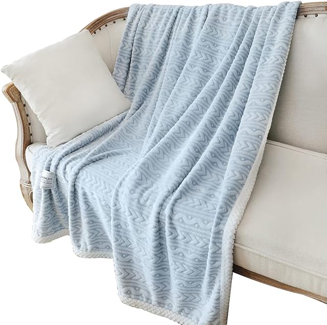 Queenshin Luxury Stripe Plaid Fluffy Fleece Snuggle Blankets Twin Size 150*200 CM, Christmas Large Double Bed Throws For Couch Sofas, Light Blue