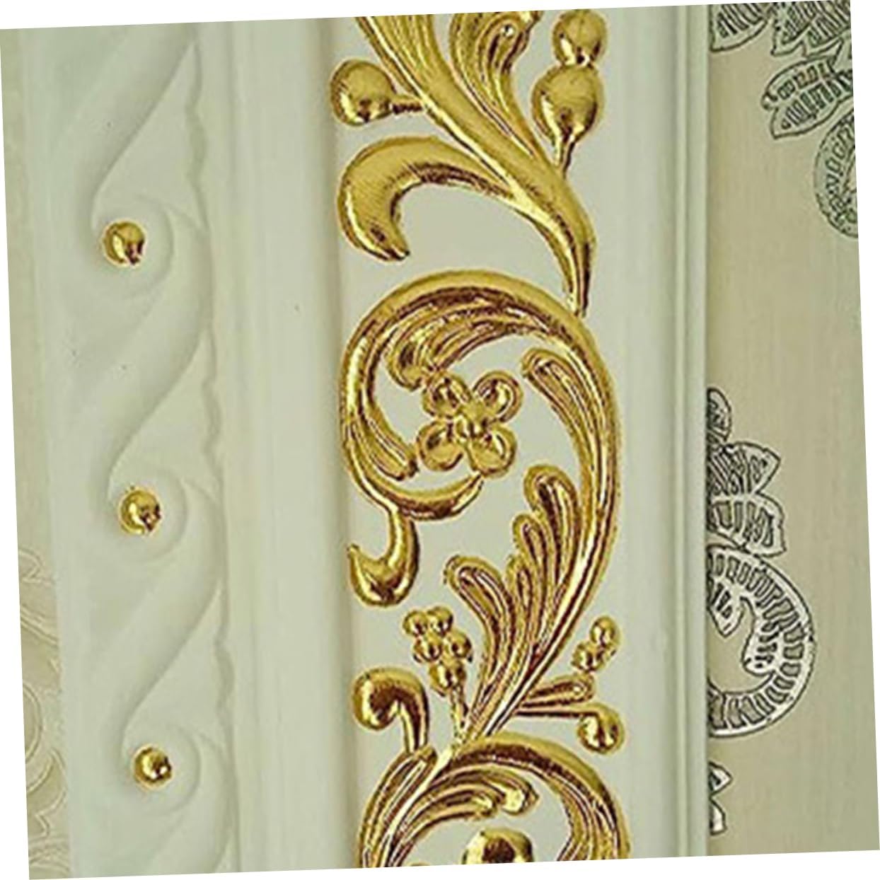 BATHVEVE 100pcs Imitation Gold Foil Sheets for Arts and Crafts 14x14cm Metallic Foil Flakes for Painting and Furniture Decor for DIY Projects and Home Decoration