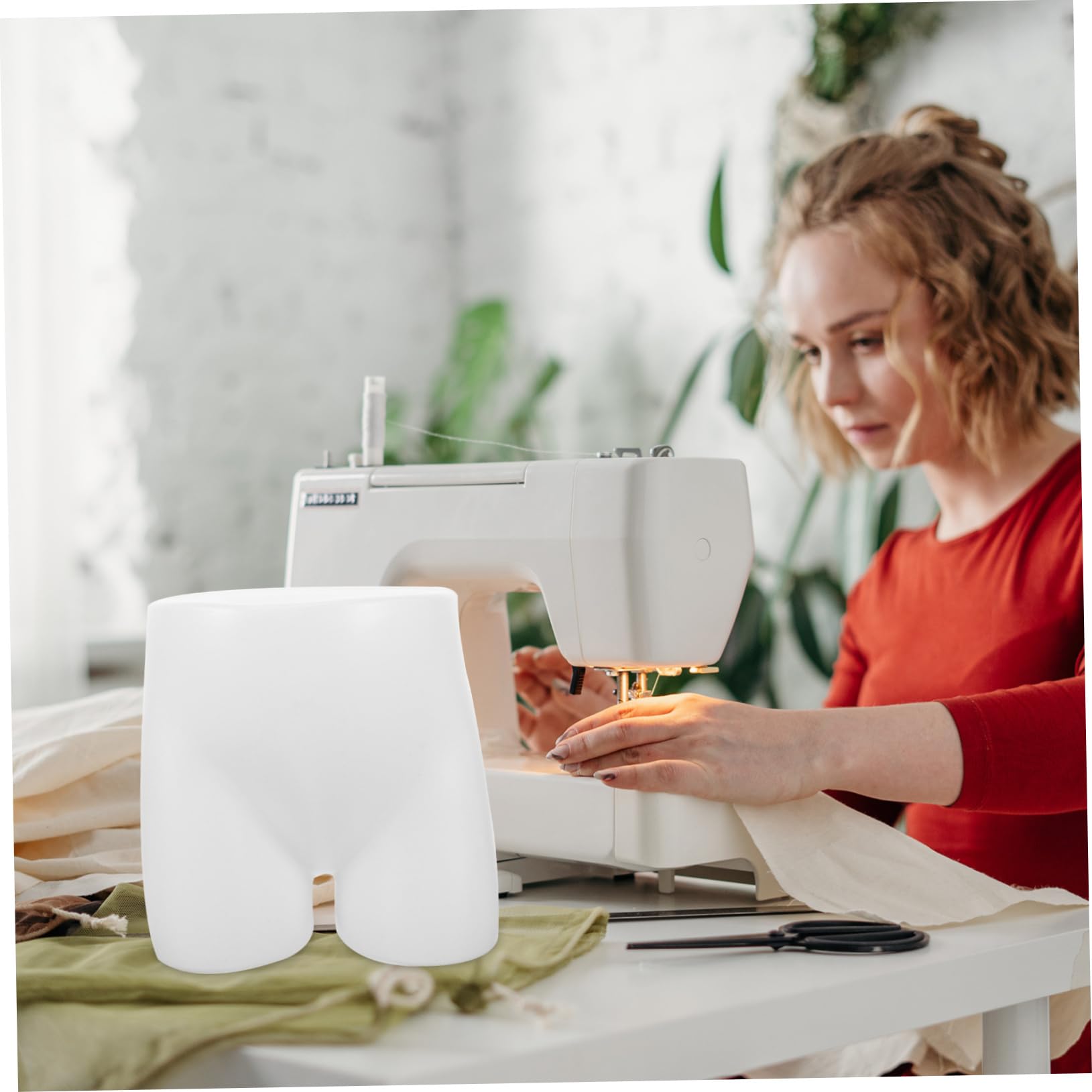 HEALEEP Mannequin Hip Stand for Underwear Boys and Girls Underwear Display Hip Briefs Display Stand Smooth Surface Easy to Use