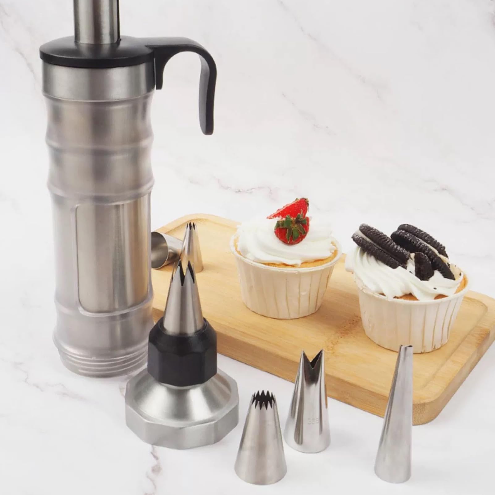 Siringa Professionale in Acciaio Inox per Pasticceria Con 6 Beccucci - per Torte, Marmellata, Cupcake, Biscotti - Colore Nero
