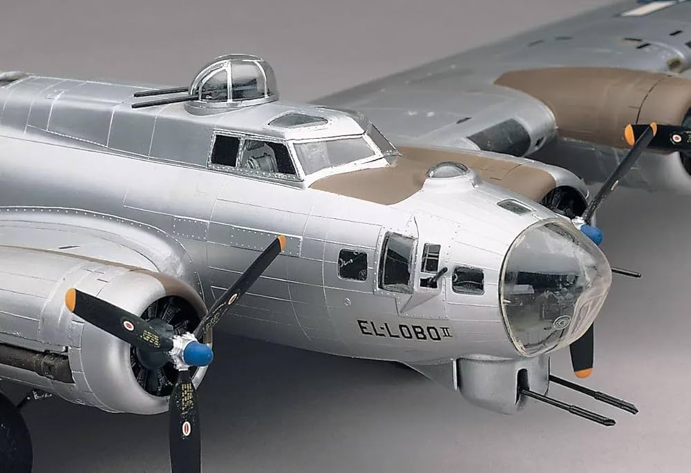 Revell B-17G FLYING FORTRESS 1/48 大型模型 Buy Revell B17G Flying Fortress 1:48 Scale Online at Low