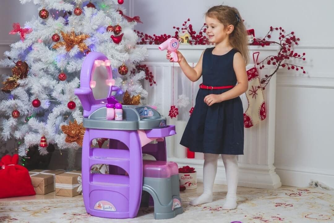 Polesie Kinder Beauty-Salon Diana Nr. 4 inkl. Hocker Zubehör 15-TLG. und Licht