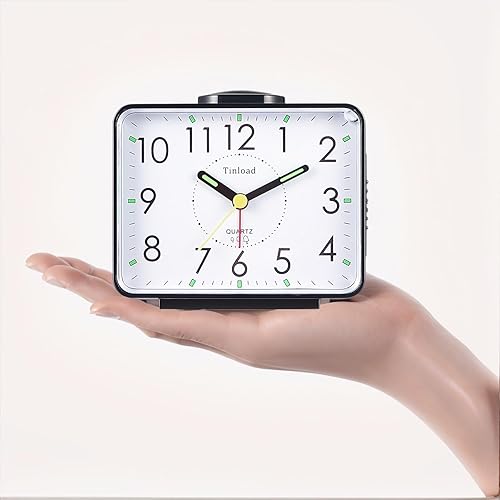 Miniatura 2 de Reloj despertador Crescendo de 4 pulgadas, silencioso, sin tictac, repetición, luz nocturna, funciona con pilas, fácil de configurar (negro)
