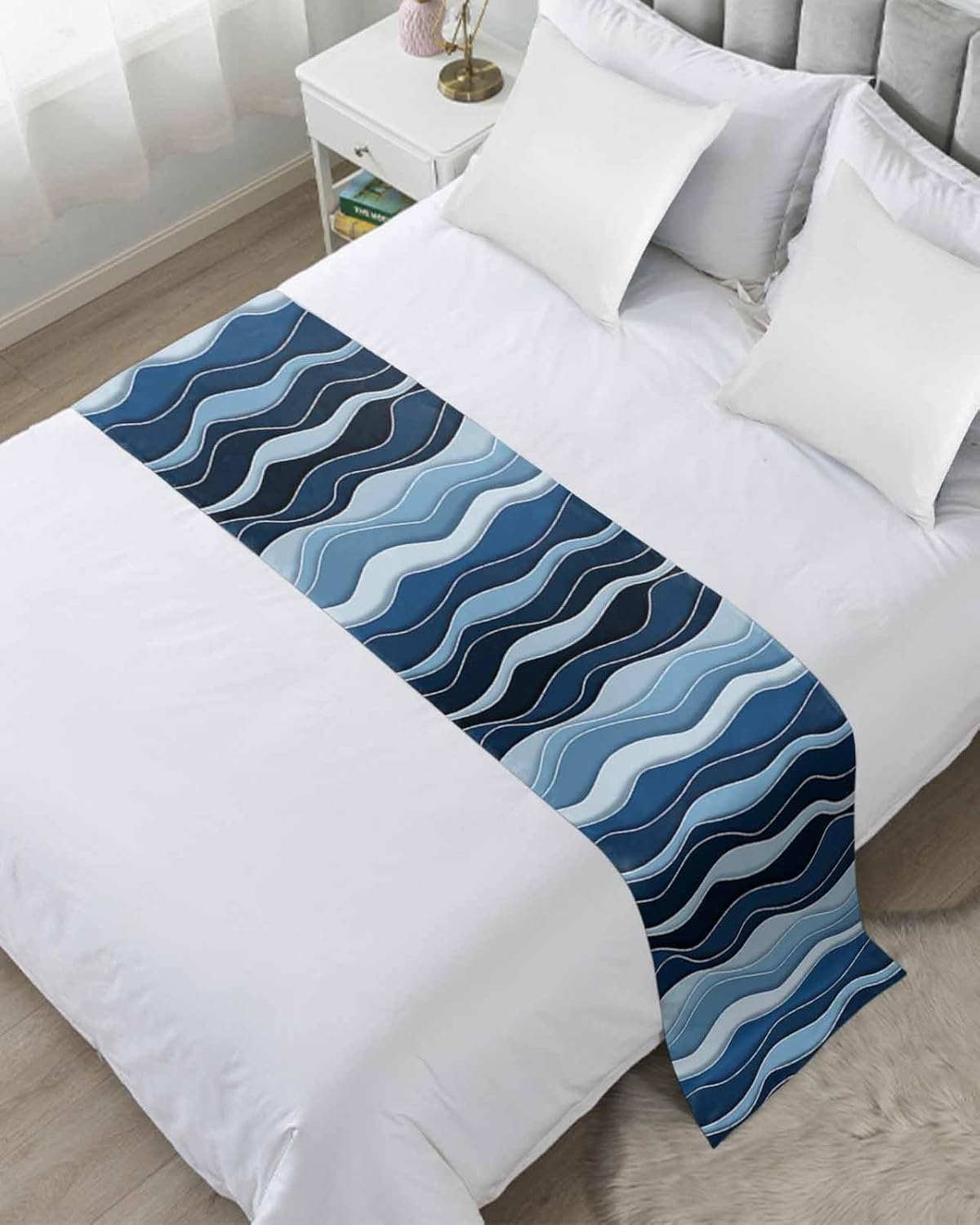 Modern Blue Gradient Wave Bed Runners for Bedroom Hotel,Decorative Bedding Scarf Abstract Country Farmhouse Stripe Bed End Blanket Bedding Runner Scarves for Queen Size Bed,94x20in