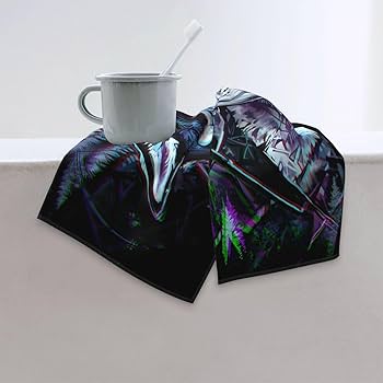 Amazon｜オオカミ かっこいい 黒い背景 フェイスタオル マイクロ